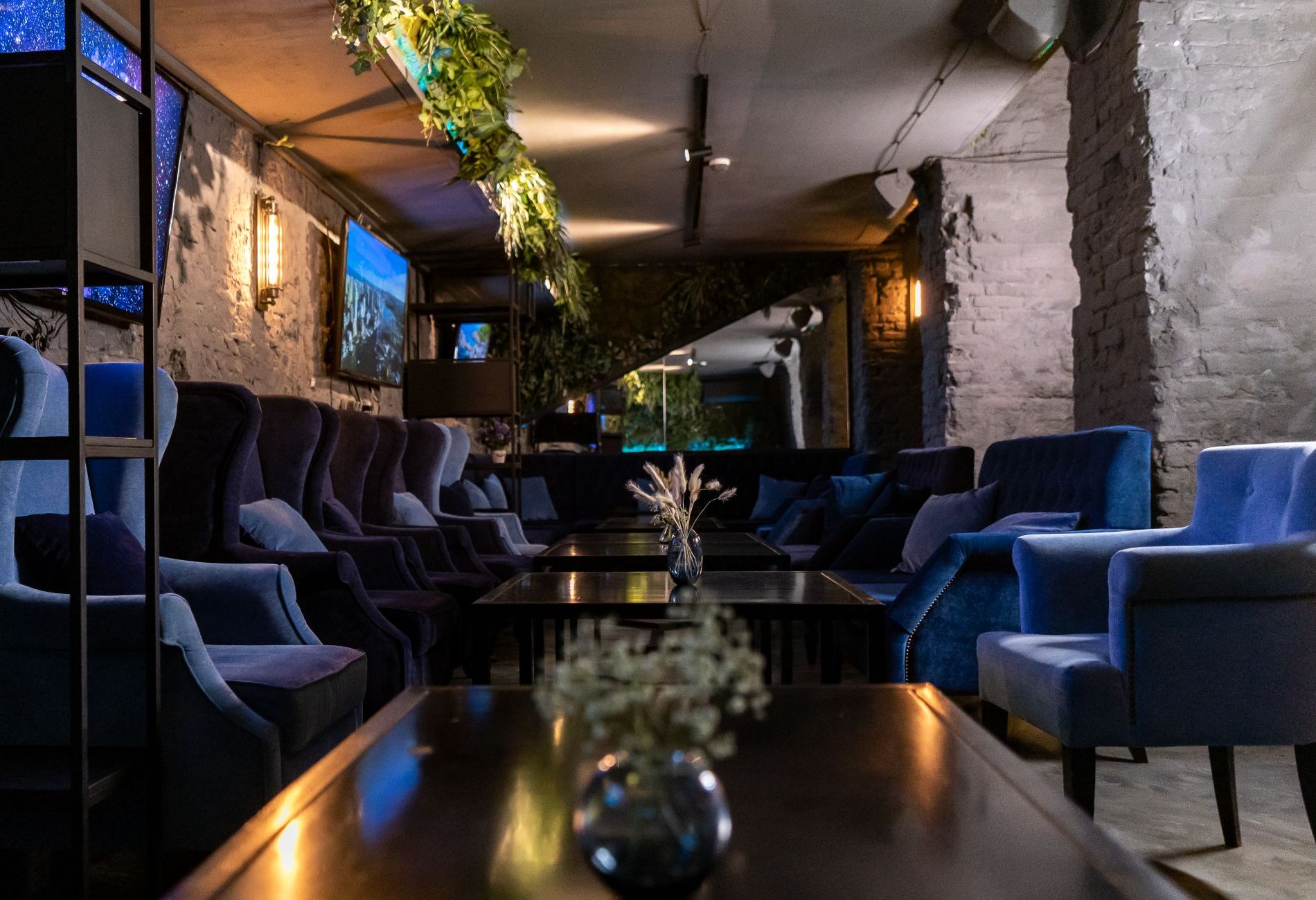 Фото Бар «Excuse Me Bar&Lounge» – смотри на сайте!