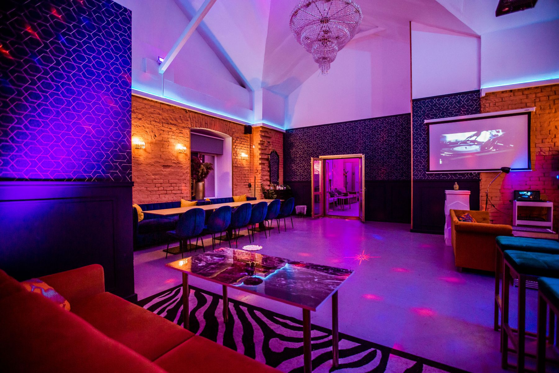 Фото Лофт «Vinyl loft-Terrace» – смотри на сайте!