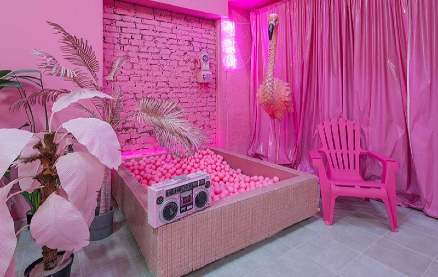 Фото Студия «PINK PHOTOSTUDIO LOFT» – смотри на сайте!