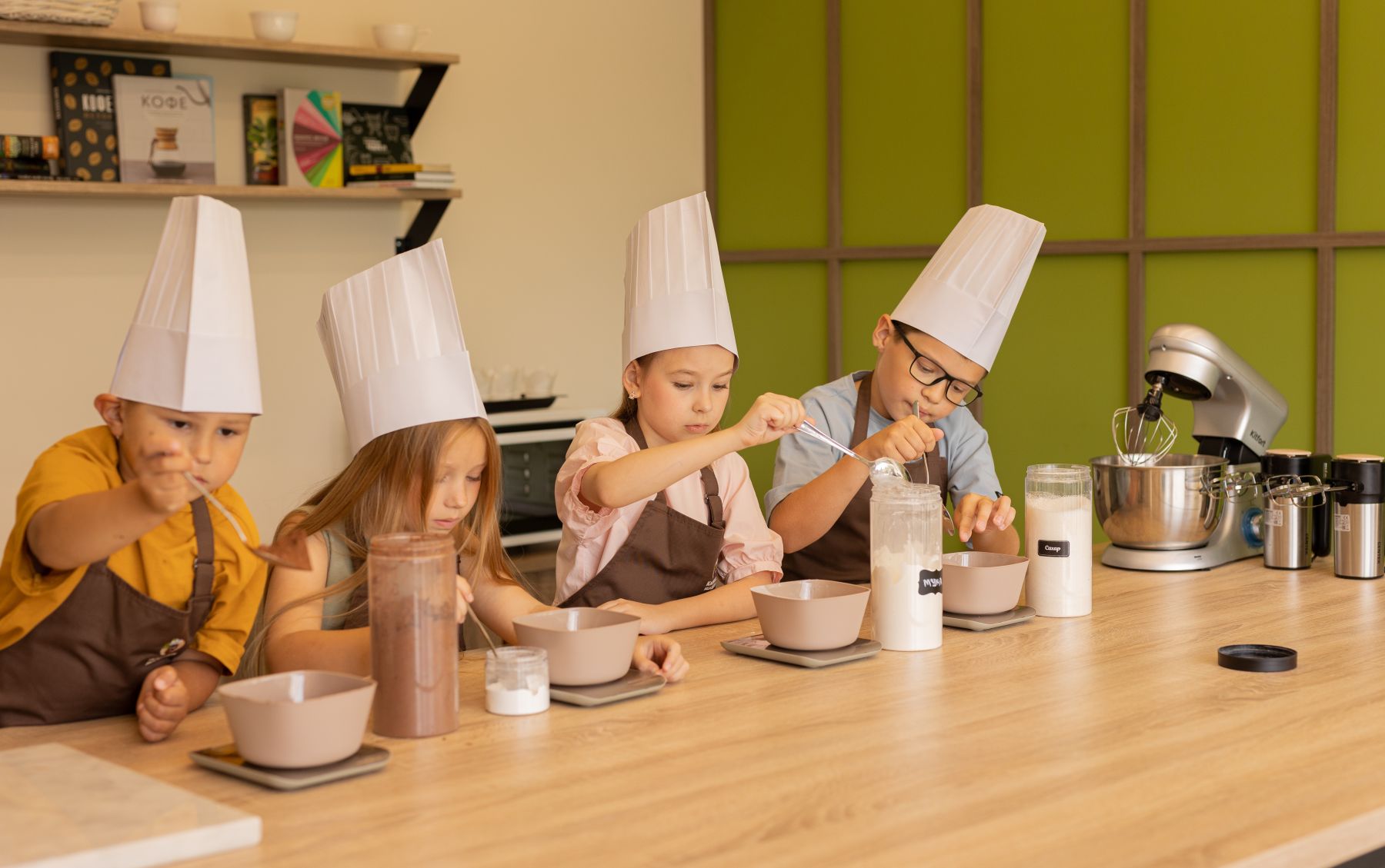 Фото Переговорная «Аудитрия-кухня №4» – смотри на сайте!