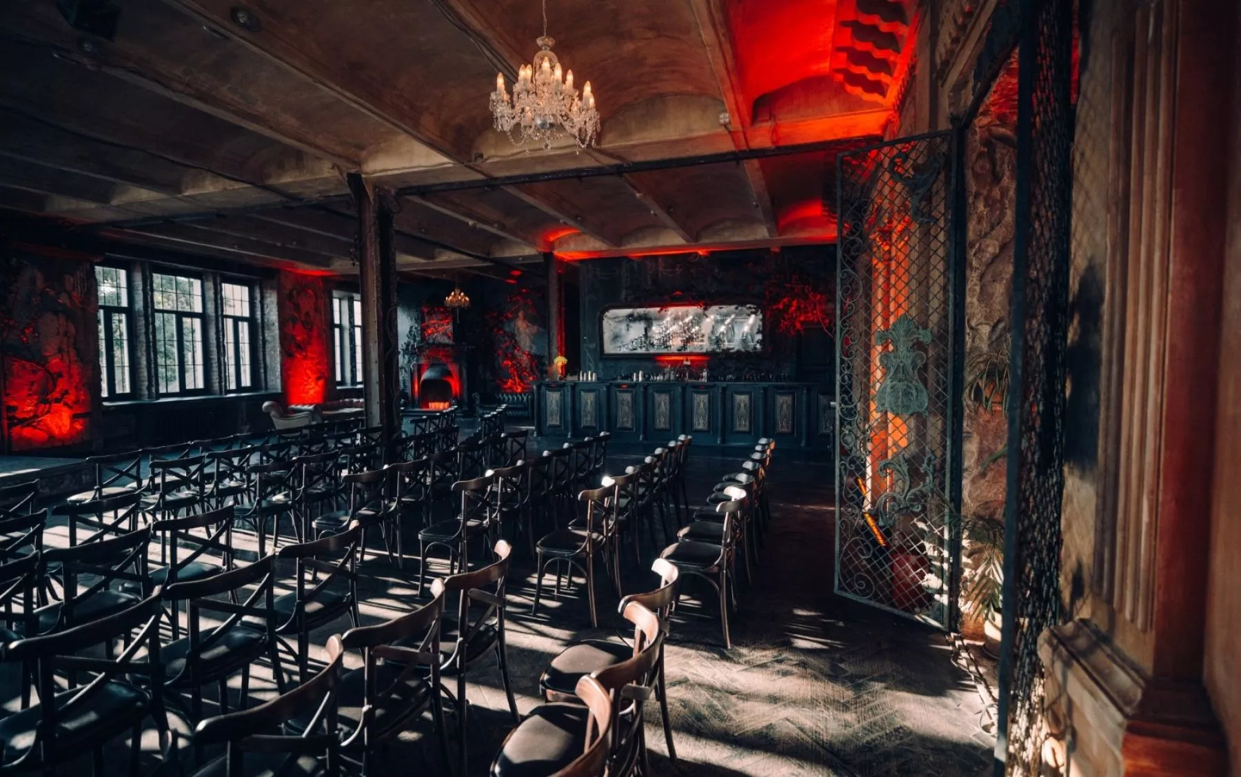 Фото Лофт «Дом культуры FAKTURA#1913» – смотри на сайте!