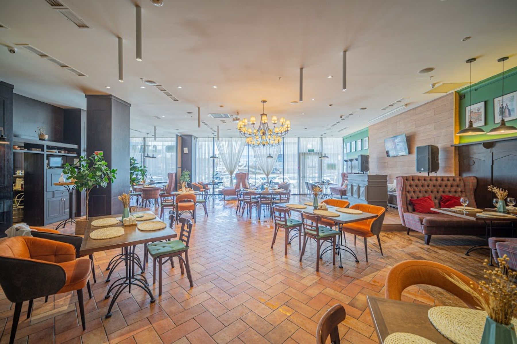 Ресторан, банкетный зал «Аренда ресторана - банкетного зала Старый Ереван на Труда в Челябинске» – фото №2