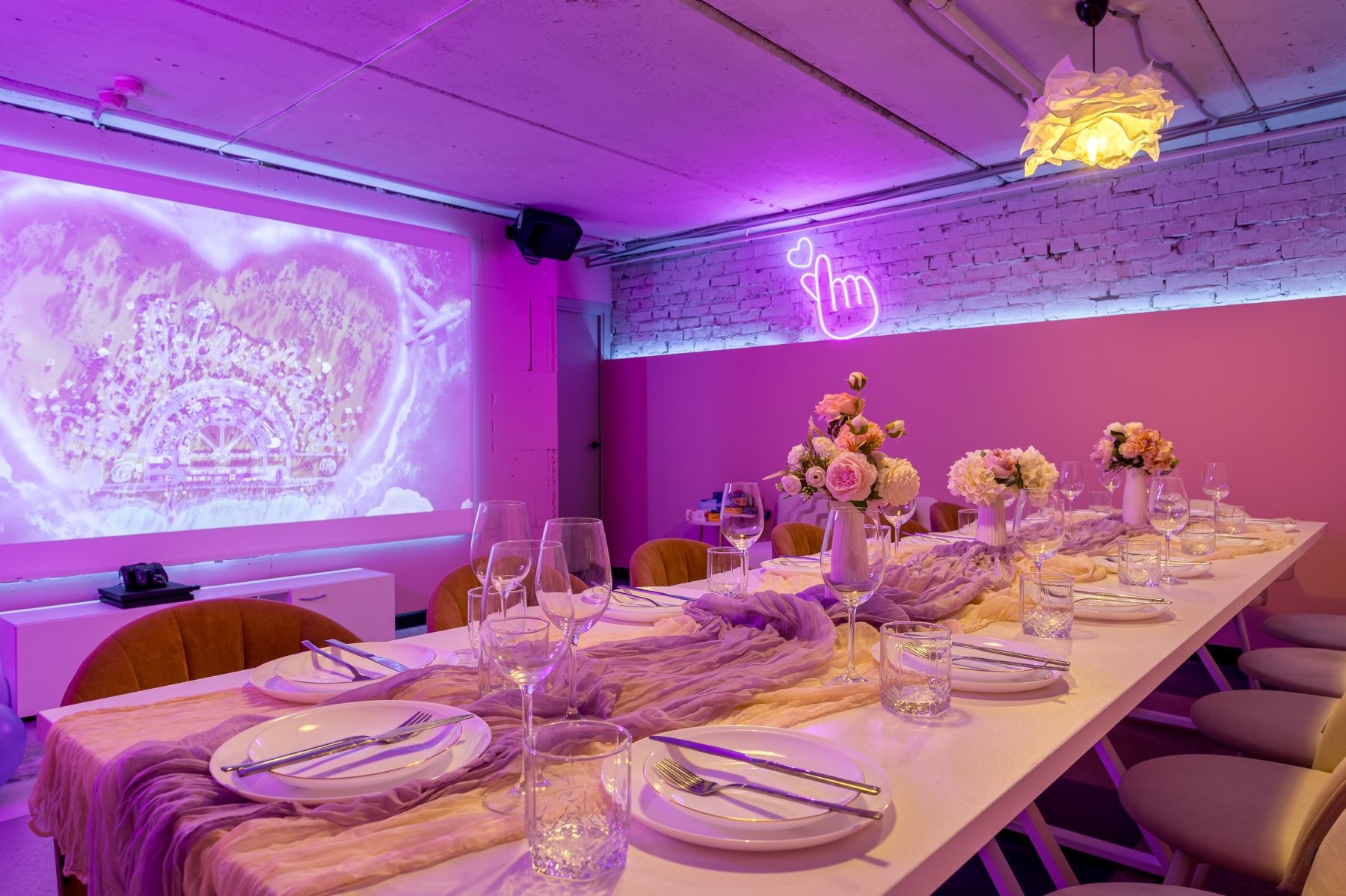 Лофт «Vibes Loft | Новые лофты на Селигерской (зал Candy)» – фото №3