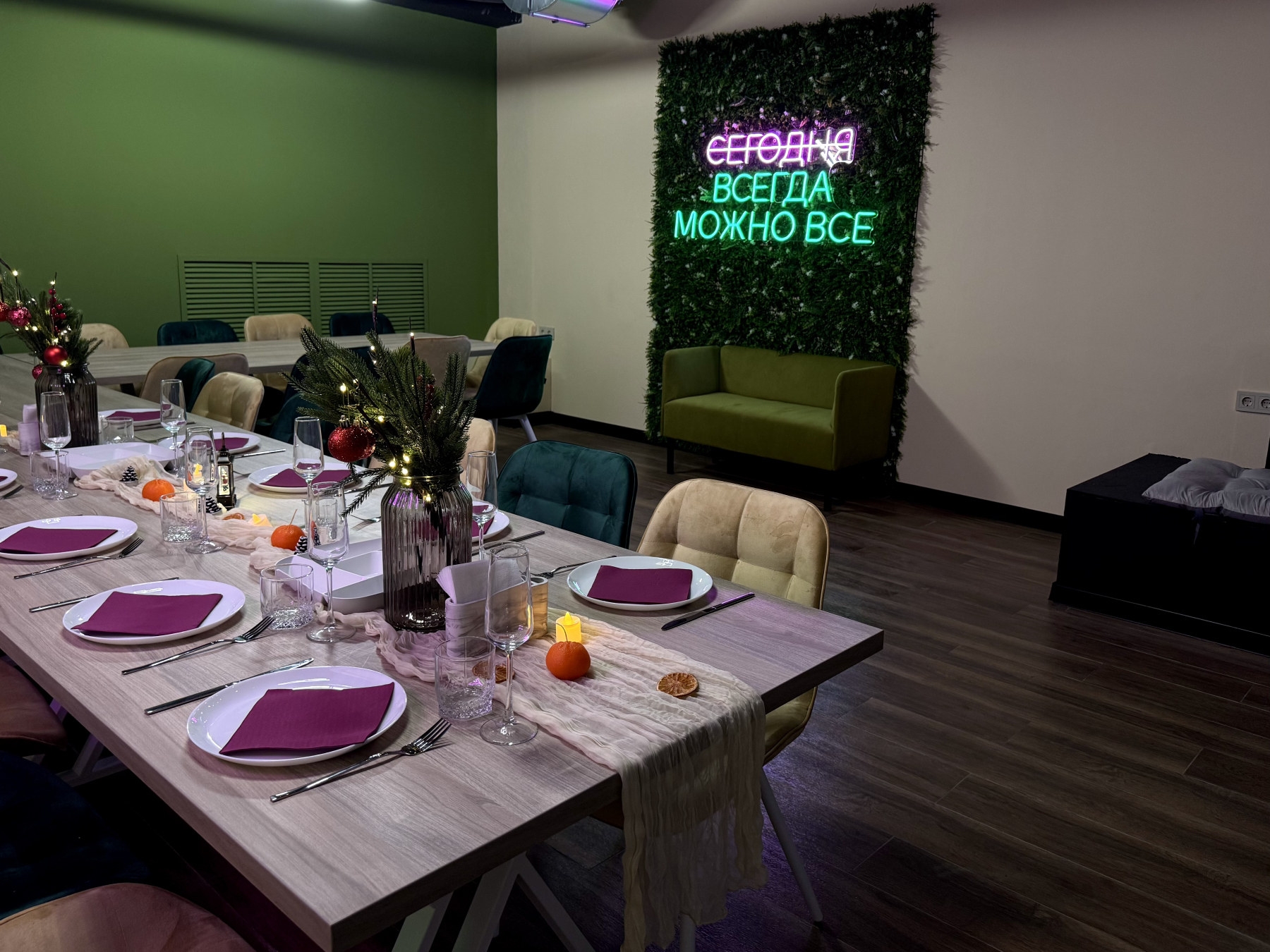 Лофт «Vibes Loft | Новые лофты на Селигерской (зал Greenday)» – фото №2