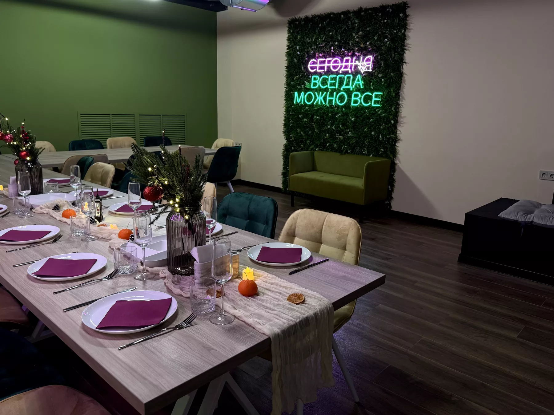 Лофт «Vibes Loft | Новые лофты на Селигерской (зал Greenday)» – фото №2