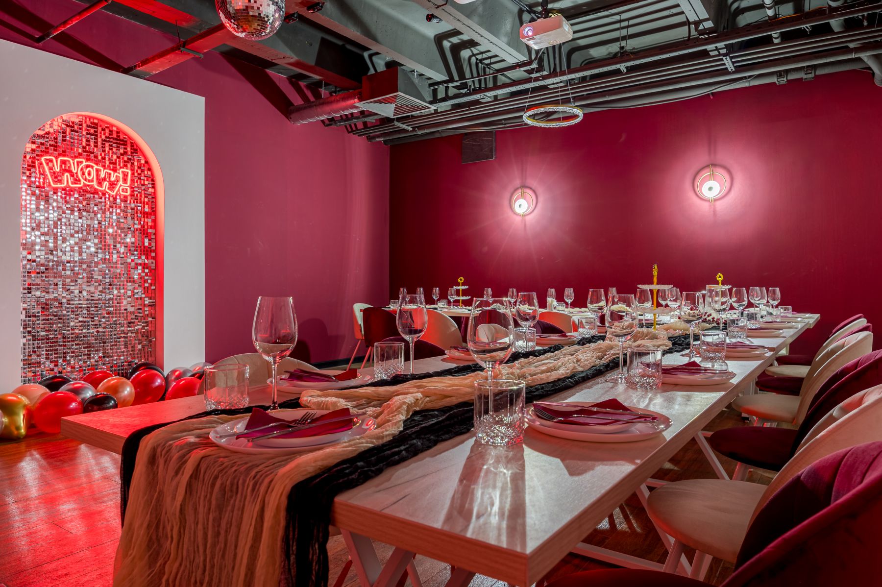 Лофт «Vibes Loft | Новые лофты на Селигерской (зал Holiday)» – фото №5