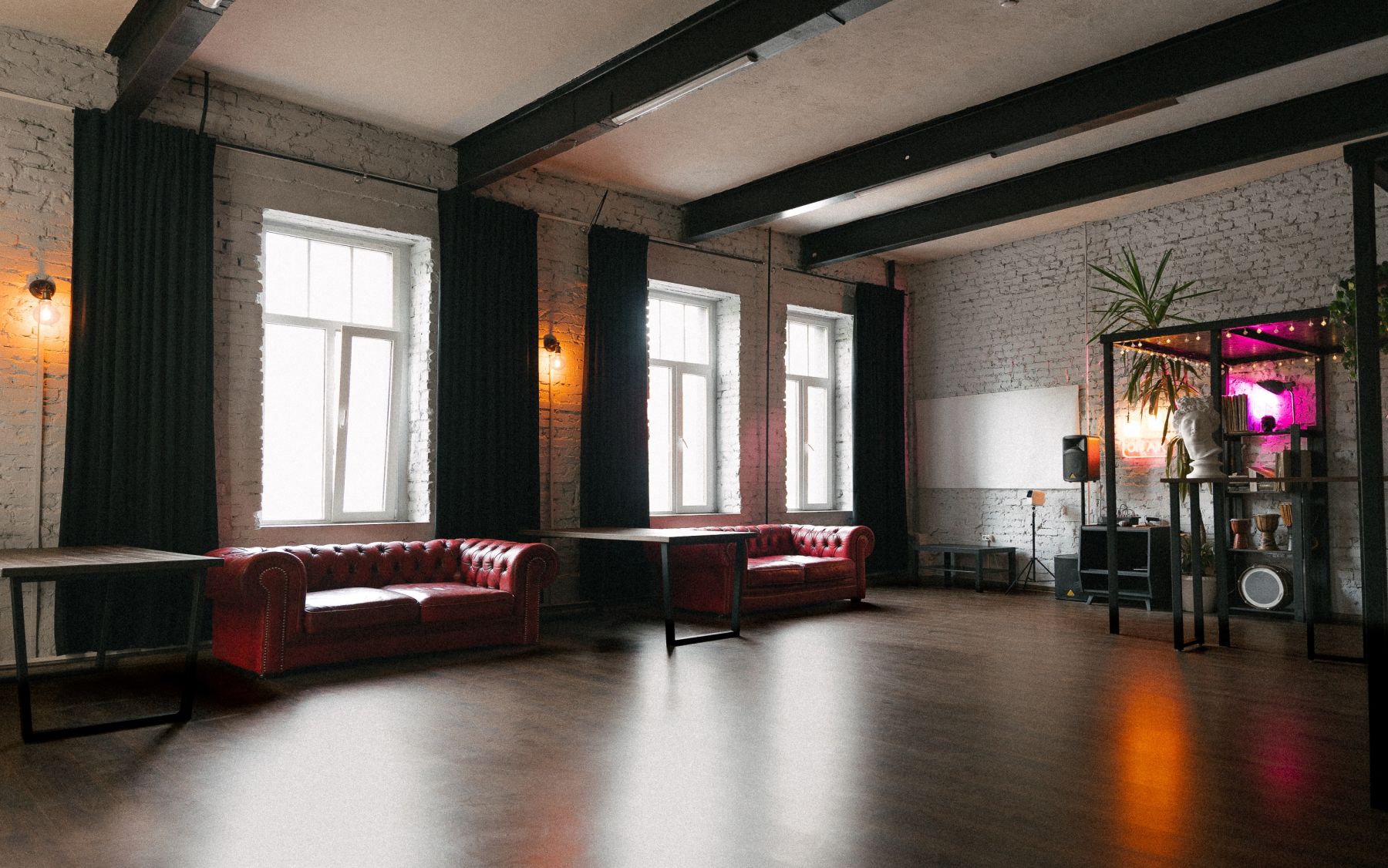 Фото Лофт «StockOut Loft» – смотри на сайте!
