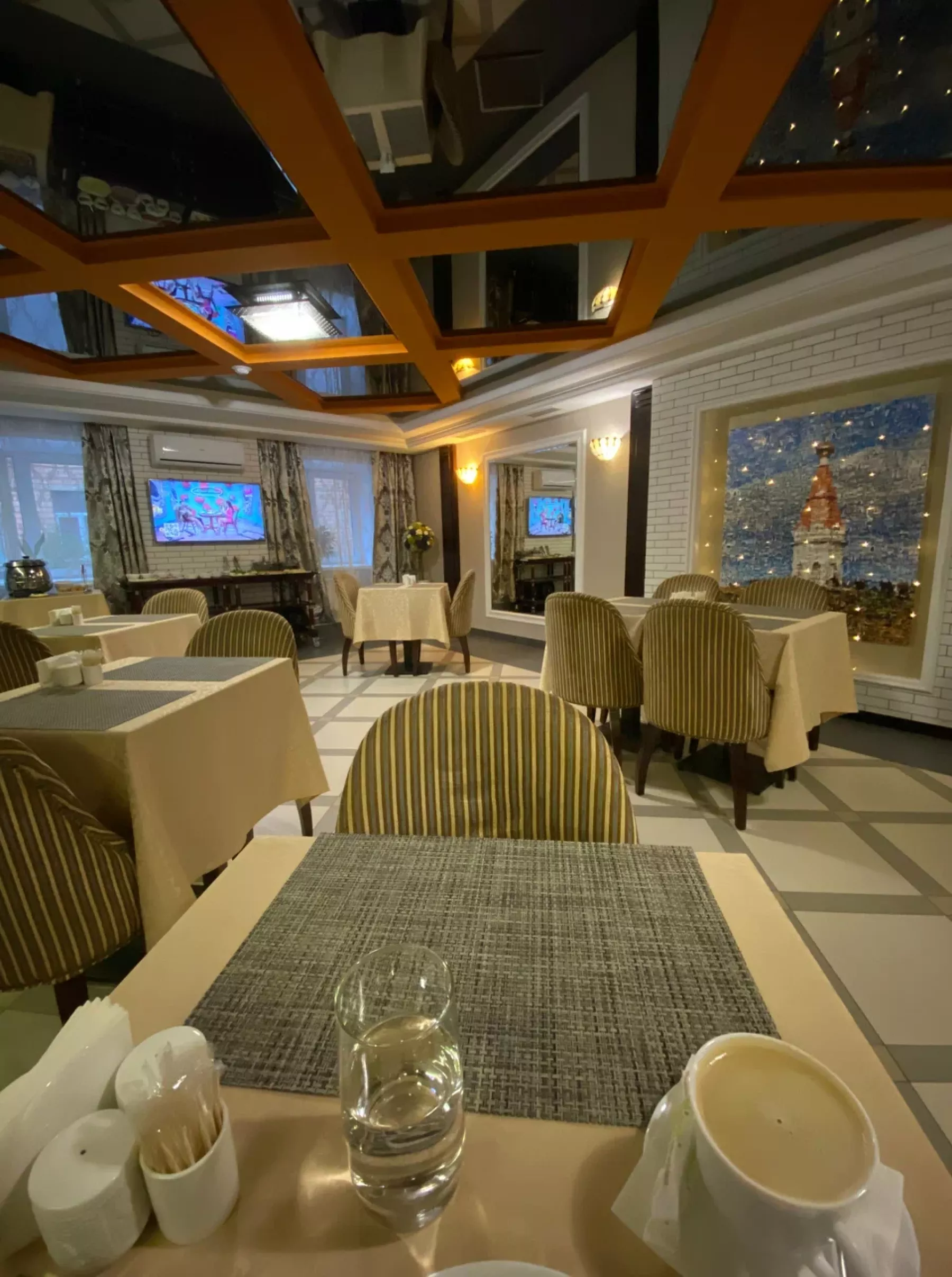 Ресторан, банкетный зал «Аренда кафе «Sky Центр»» – фото №4