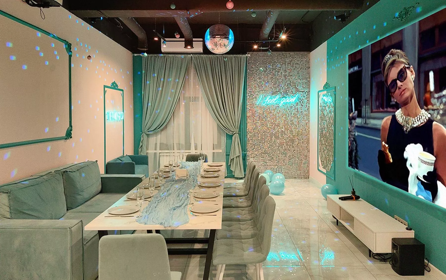 Фото Лофт «Зал Tiffany до 23 чел. (45 кв.м)» – смотри на сайте!