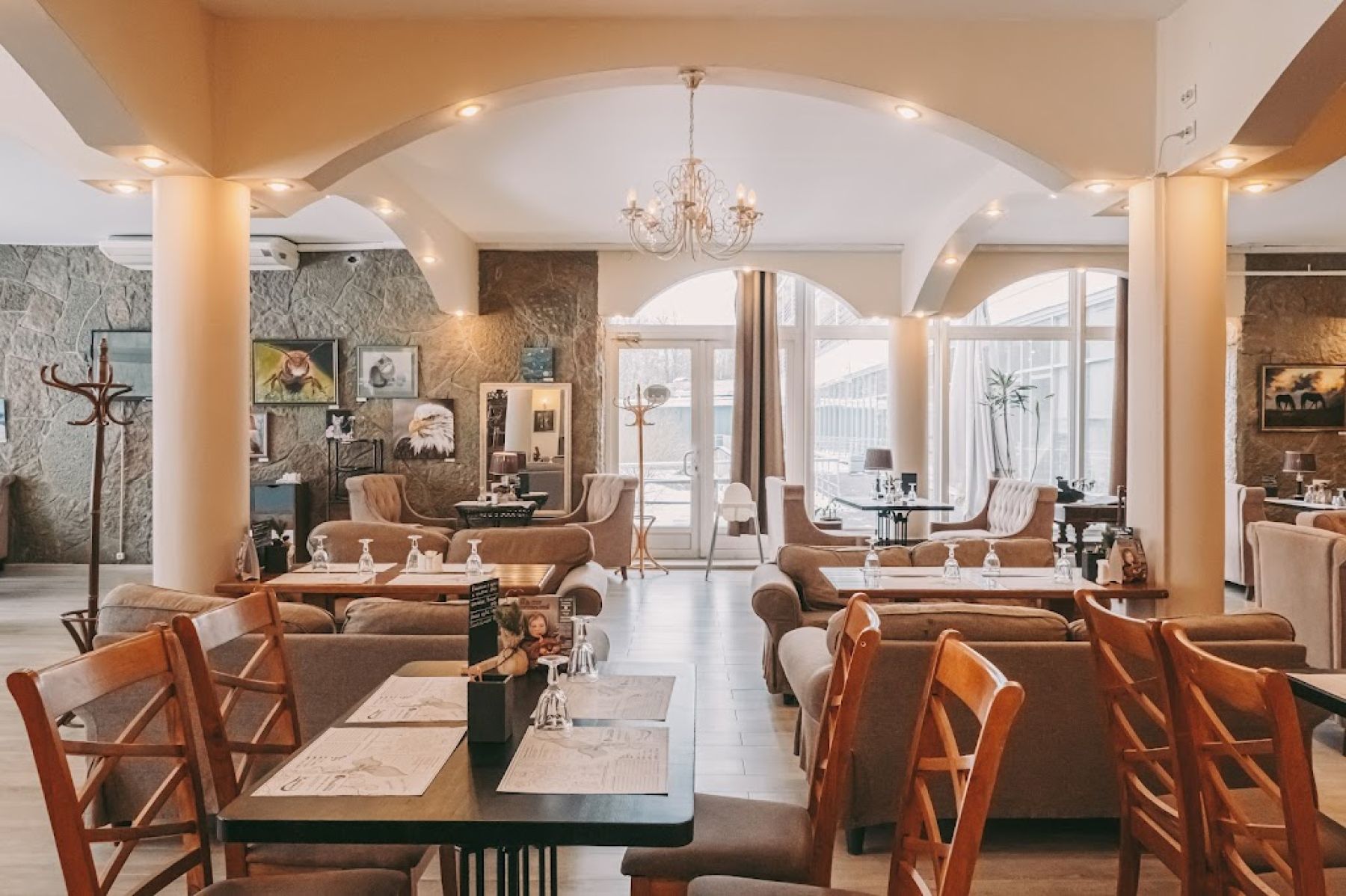 Ресторан, банкетный зал «Аренда банкетного зала Репинская в Санкт-Петербурге» – фото №4