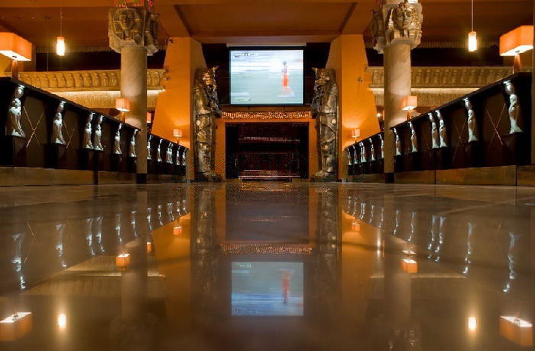 Фото Ресторан, банкетный зал «Аренда концертно - банкетного зала Гигант Холл в Санкт - Петербурге» – смотри на сайте!