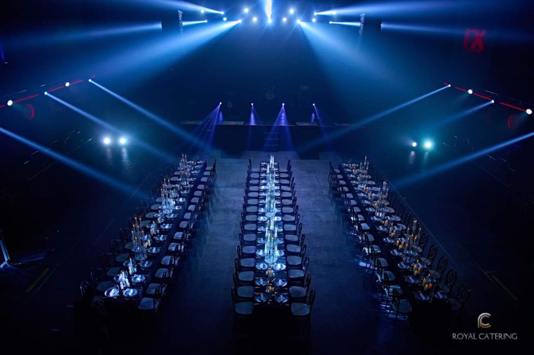 Ресторан, банкетный зал «Аренда концертно - банкетного зала Гигант Холл в Санкт - Петербурге» – фото №4