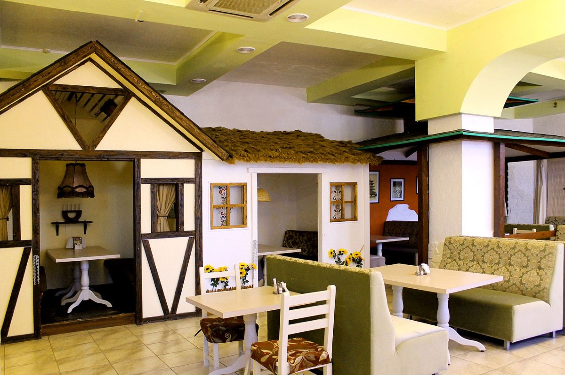 Ресторан, банкетный зал «Аренда зала в кафе-клубе «Бочка», Уфа» – фото №5