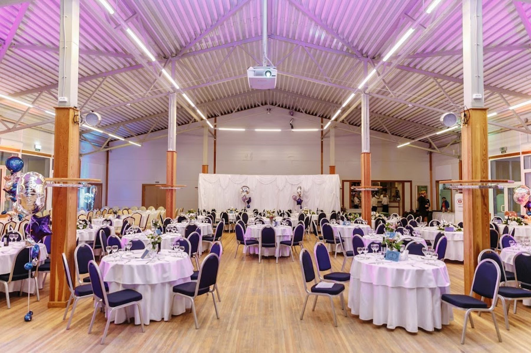 Ресторан, банкетный зал «Аренда ресторана - банкетного зала Дача в Санкт - Петербурге» – фото №3