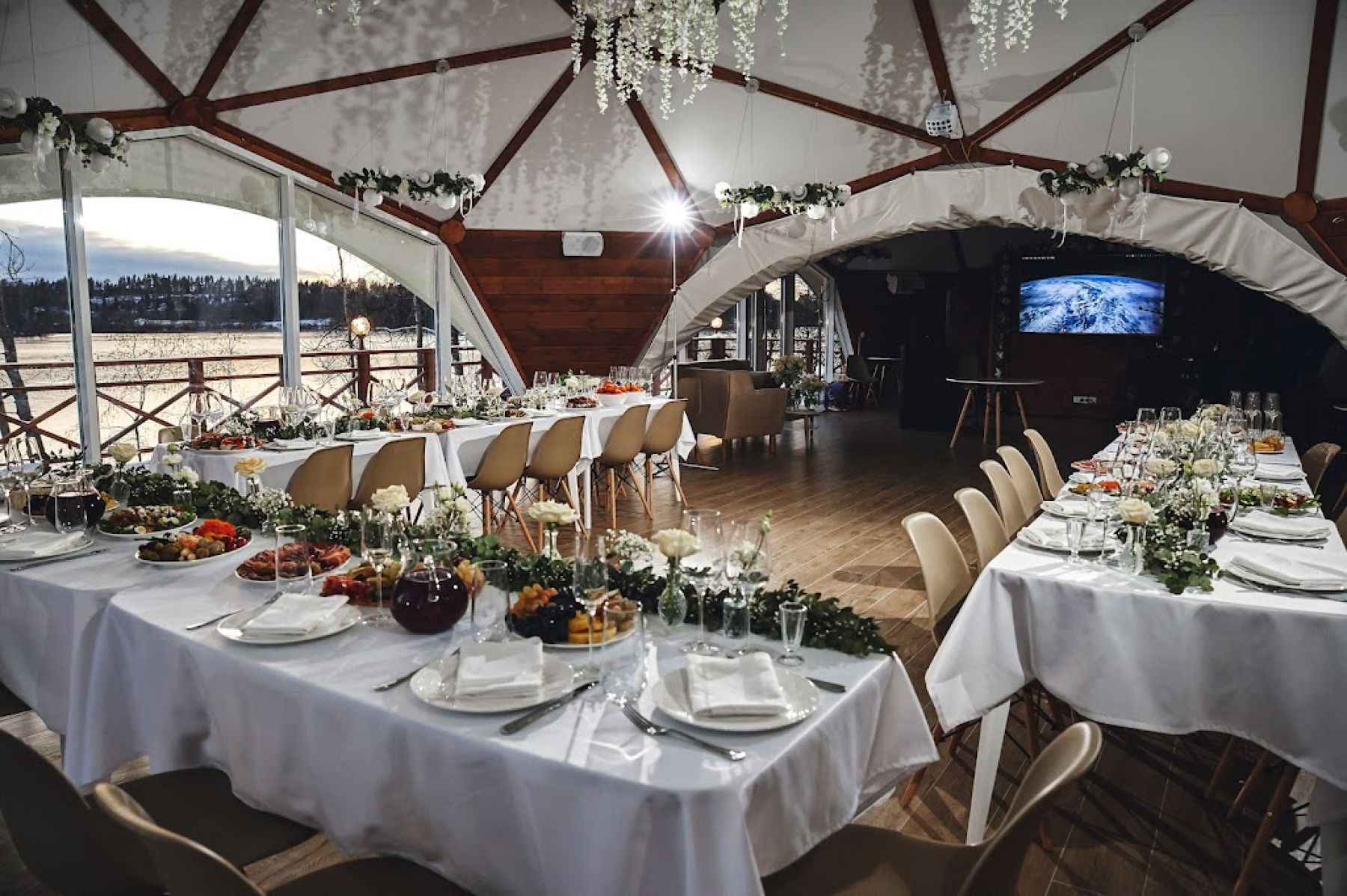 Ресторан, банкетный зал «Аренда банкетного зала Богатыри в Санкт - Петербурге» – фото №2