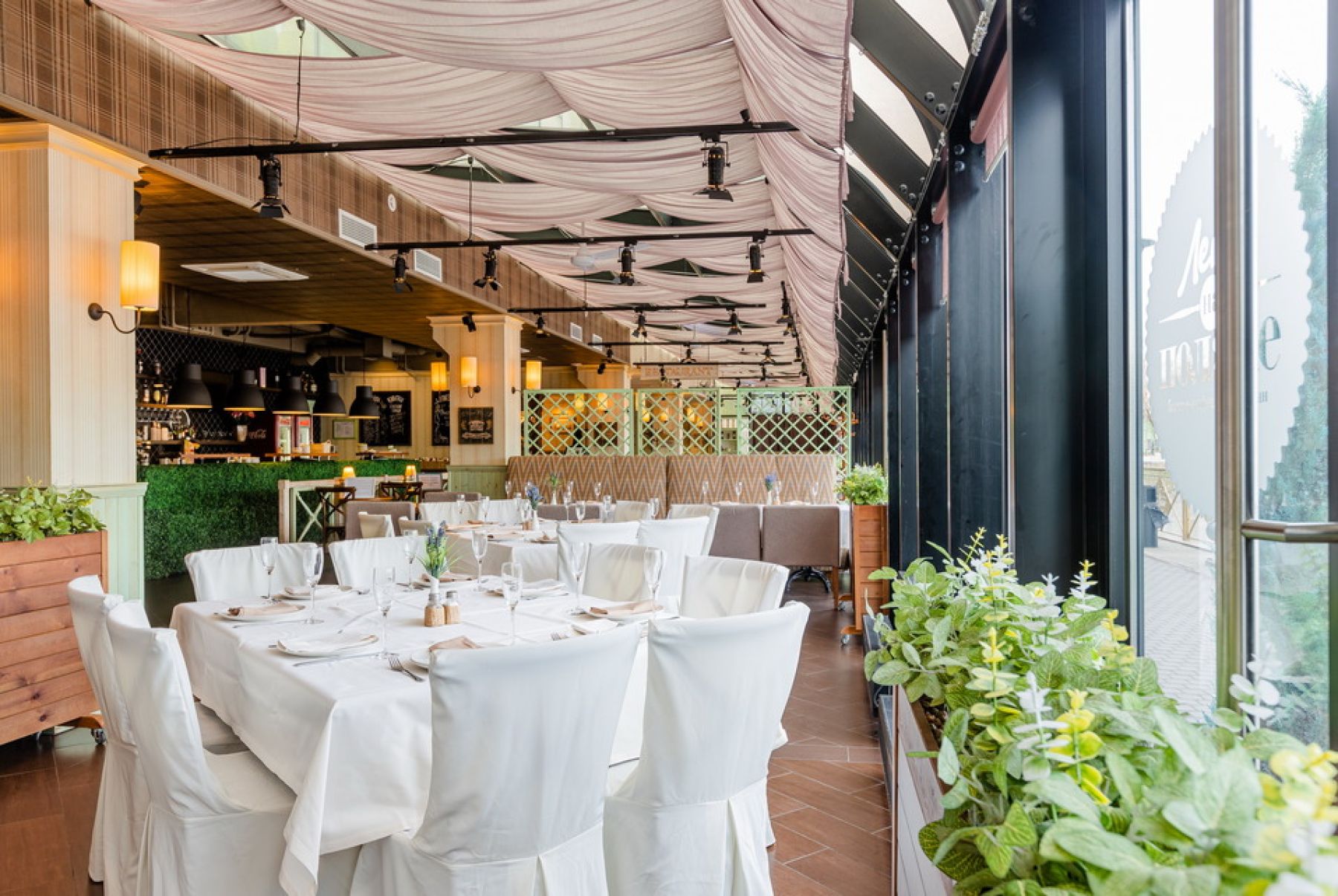 Ресторан, банкетный зал «Аренда ресторана "Лето на поляне" в Санкт - Петербурге» – фото №3