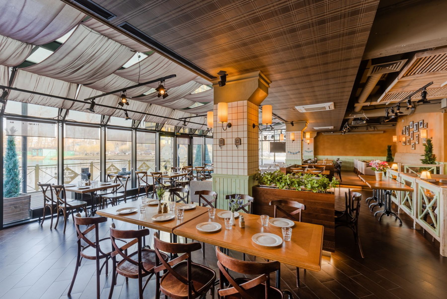 Ресторан, банкетный зал «Аренда ресторана "Лето на поляне" в Санкт - Петербурге» – фото №5