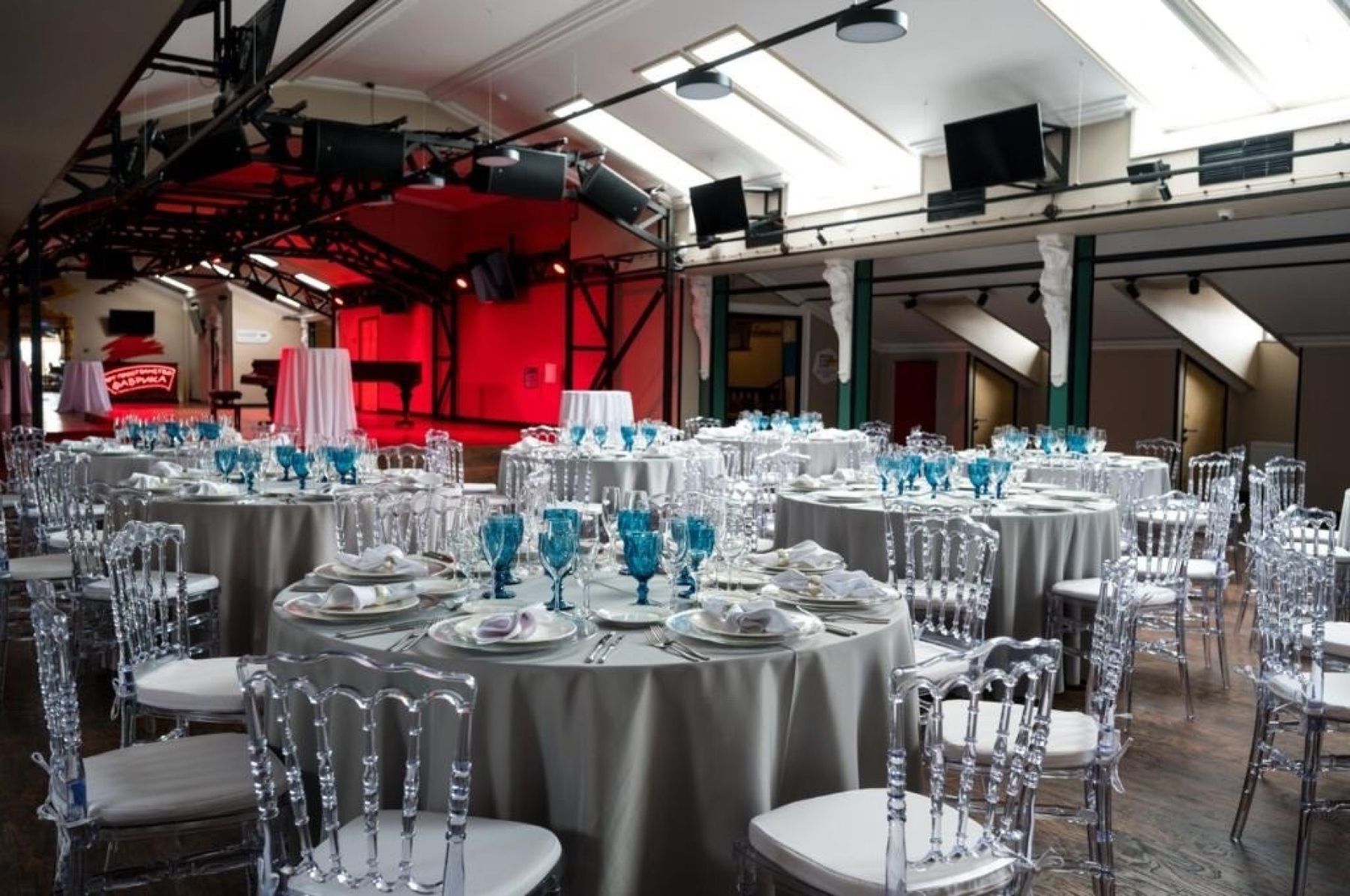 Ресторан, банкетный зал «Аренда ресторана "Фабрика" в Санкт - Петербурге» – фото №3
