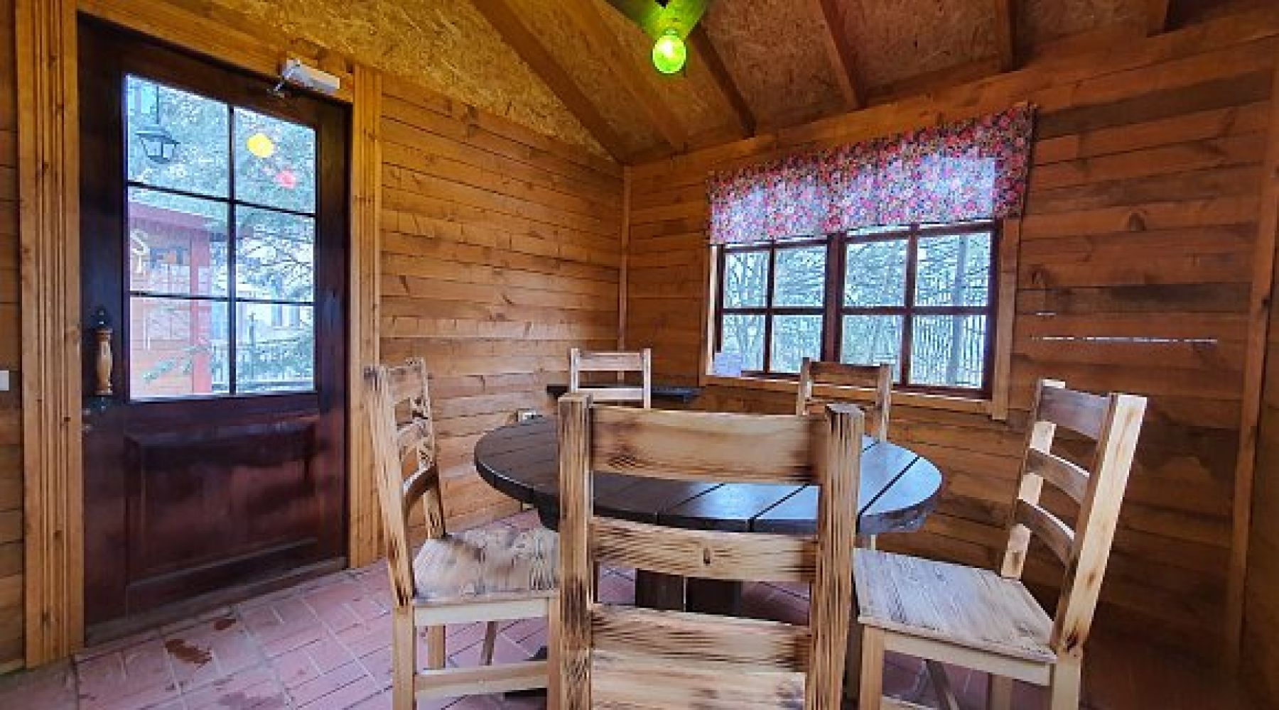 Ресторан, банкетный зал «Аренда ресторана и банкетного зала "9PARROTS" в Санкт - Петербурге» – фото №2