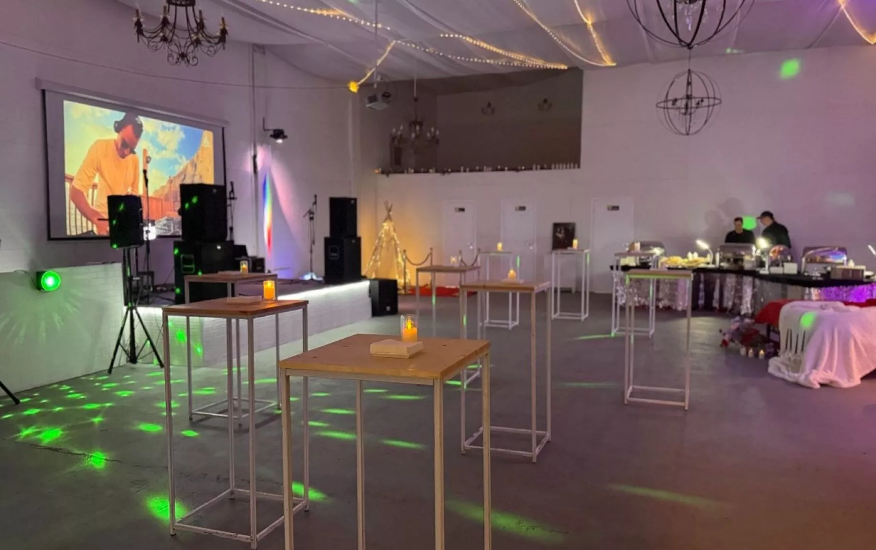 Фото Лофт «Molecule Loft» – смотри на сайте!