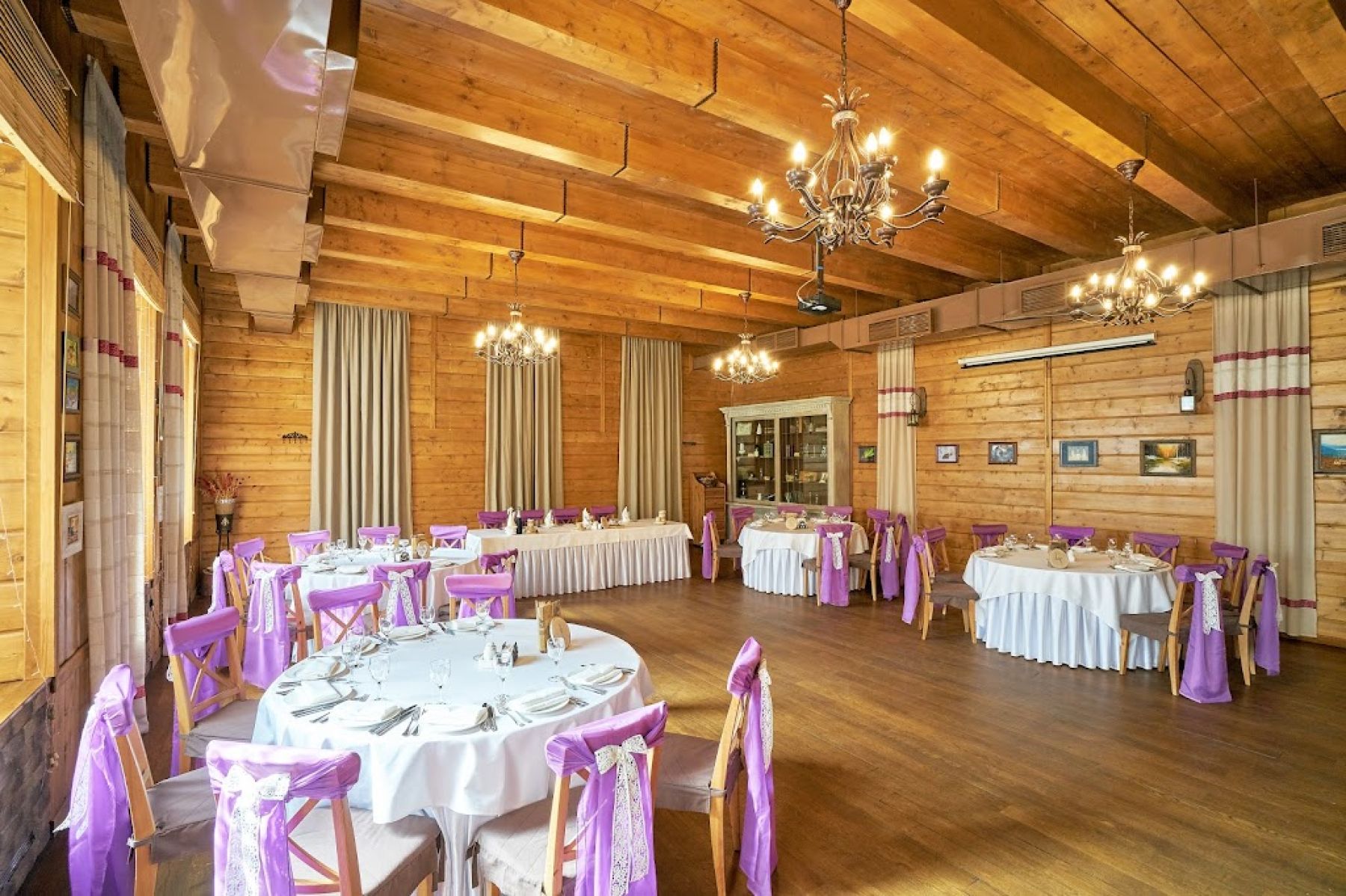 Ресторан, банкетный зал «Аренда банкетного зала - ресторана "Лапландия" в Санкт - Петербурге» – фото №3