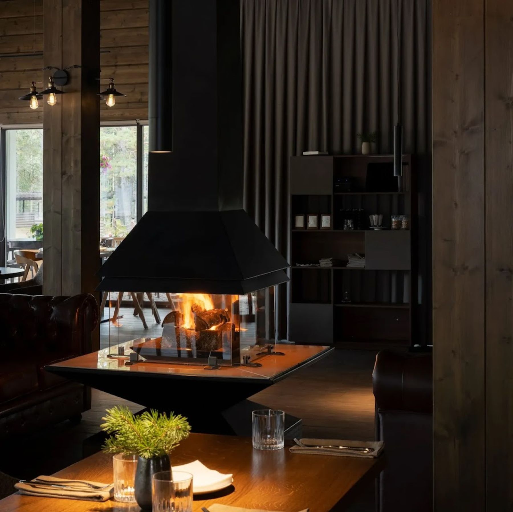 Ресторан, банкетный зал «Аренда ресторана «Лес» в Санкт-Петербурге» – фото №2