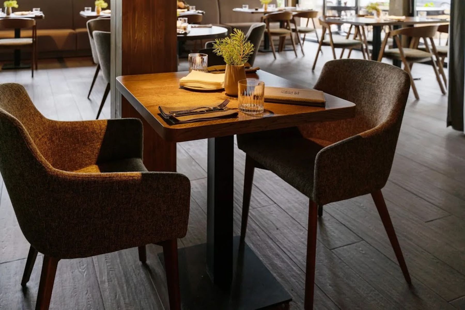 Ресторан, банкетный зал «Аренда ресторана «Лес» в Санкт-Петербурге» – фото №3