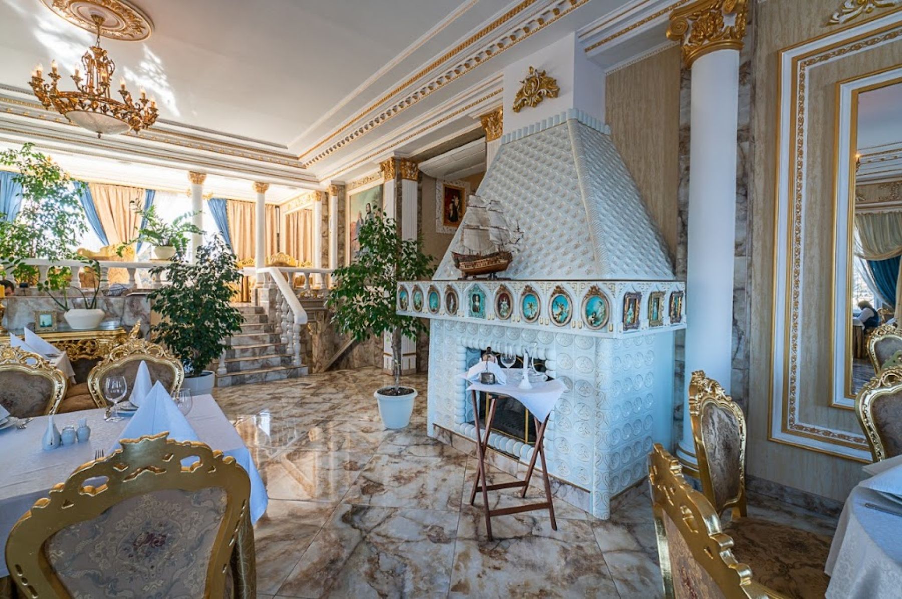 Фото Ресторан, банкетный зал «Аренда ресторана отеля «Петровский причал» в Ростове-на-Дону» – смотри на сайте!