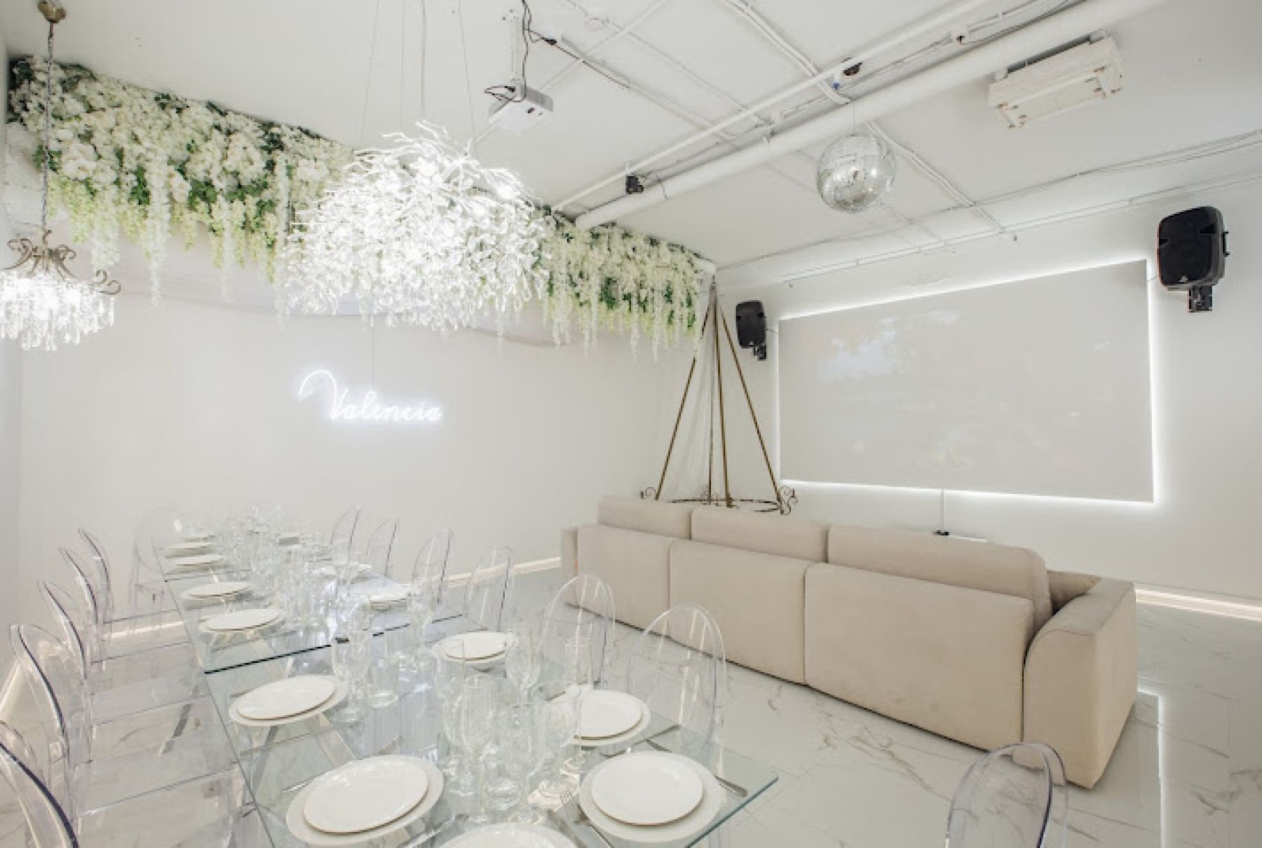 Ресторан, банкетный зал «Аренда ресторана гостиницы «Валенсия» в Ростое-на-Дону» – фото №5