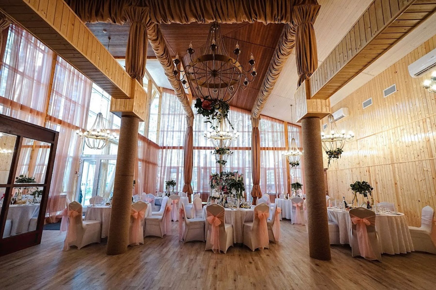 Ресторан, банкетный зал «Аренда ресторана ТайGA в Воронеже» – фото №3