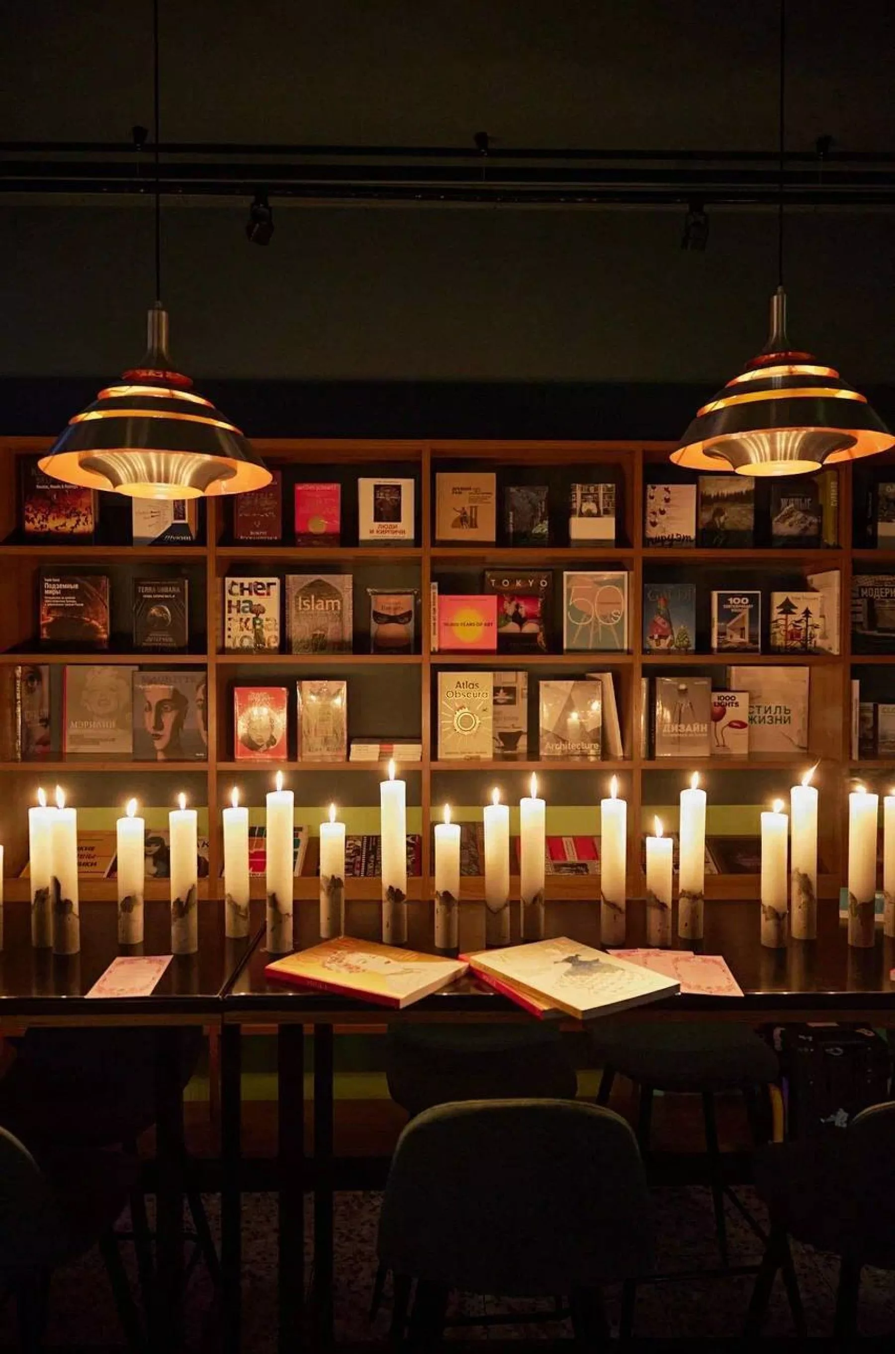 Бар «Shortlist Books & Spirits» – фото №5