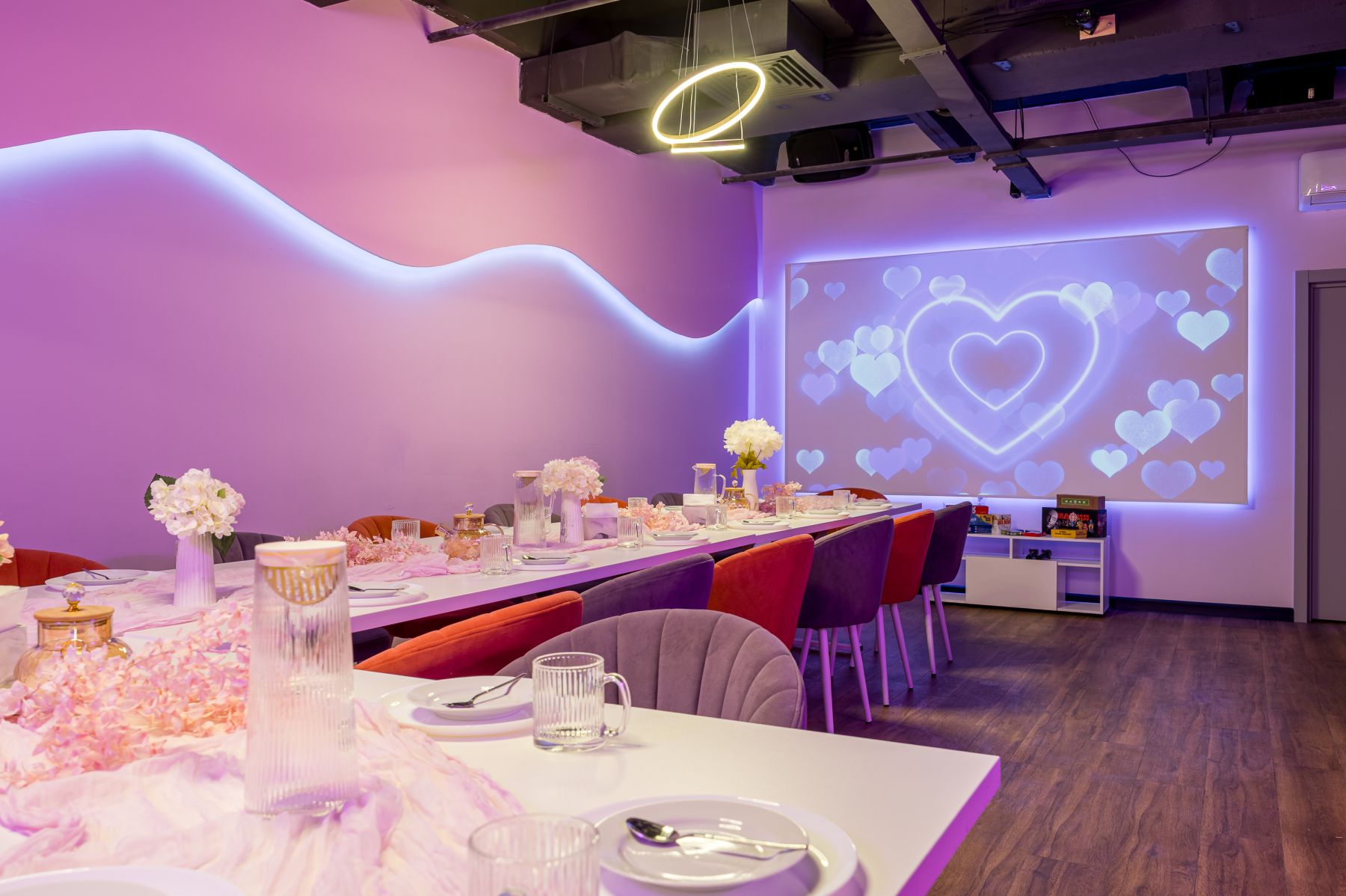 Лофт «Vibes Loft | Новые лофты на Селигерской (Purple)» – фото №4