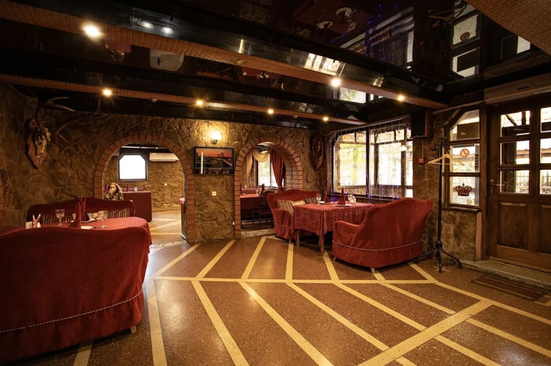 Ресторан, банкетный зал «Аренда ресторана "Кафе-Клуб" в Краснодаре» – фото №2