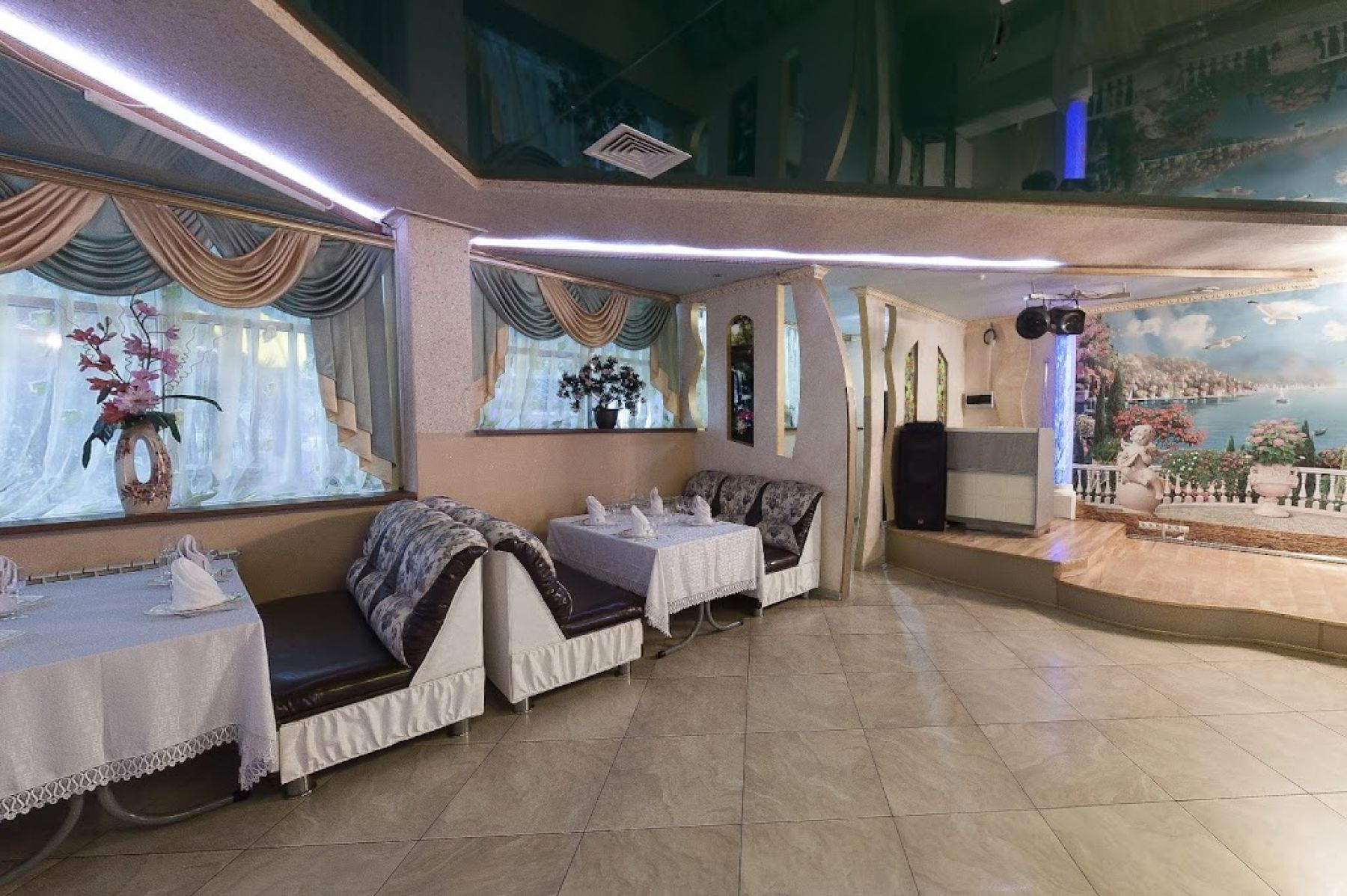 Ресторан, банкетный зал «Аренда ресторана "Диамант" в Краснодаре» – фото №2