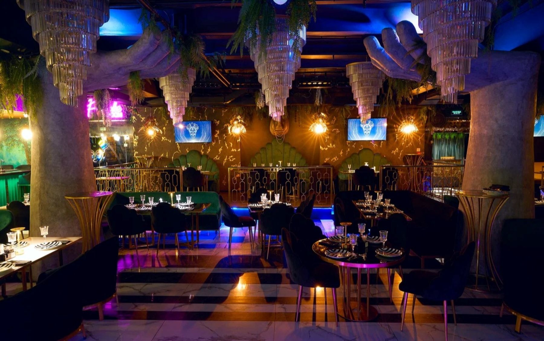 Фото Бар «Клуб Jungle Mockow» – смотри на сайте!