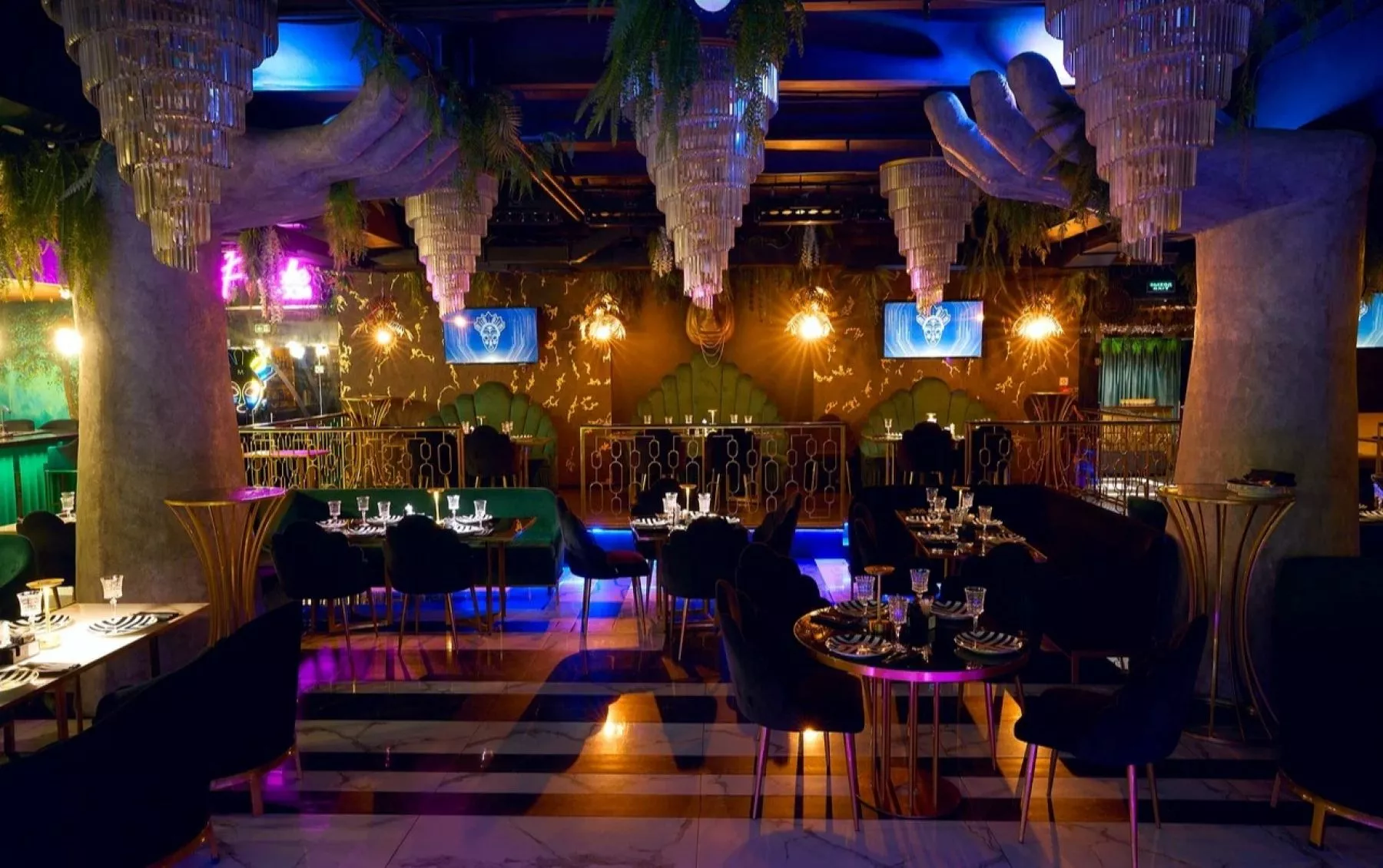 Фото Бар «Клуб Jungle Mockow» – смотри на сайте!