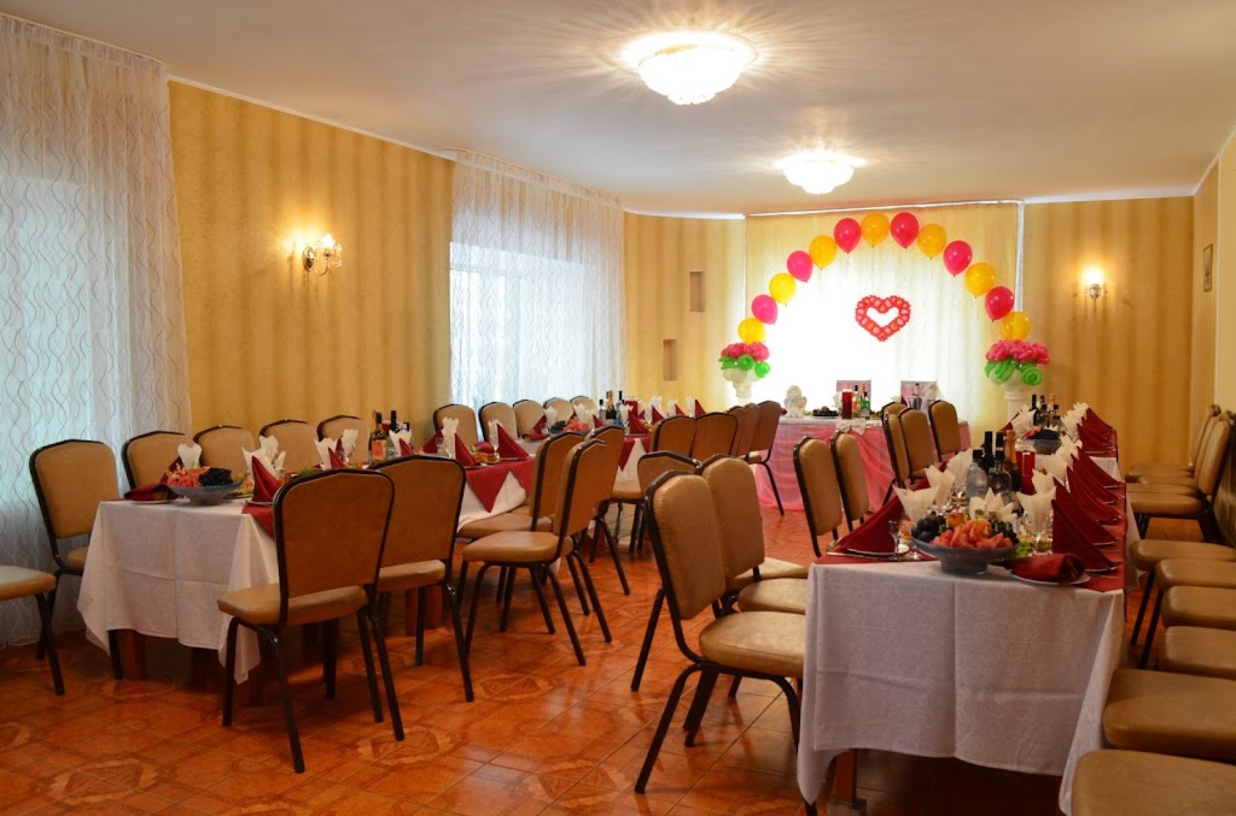 Ресторан, банкетный зал «Аренда санатория "Коммунальник" в Омске» – фото №4