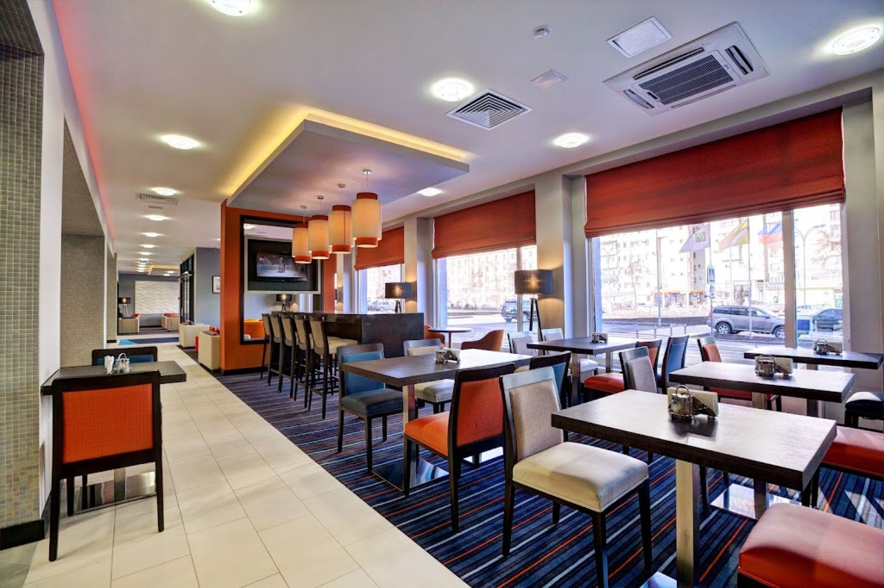 Ресторан, банкетный зал «Аренда банкетного зала Holiday Inn Express Voronezh Kirova в Воронеже» – фото №3