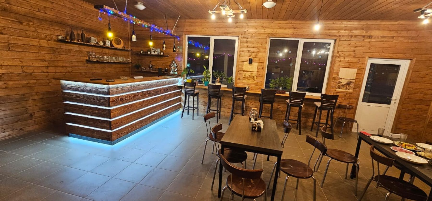 Фото Загородный дом, коттедж «База отдыха Аура» – смотри на сайте!