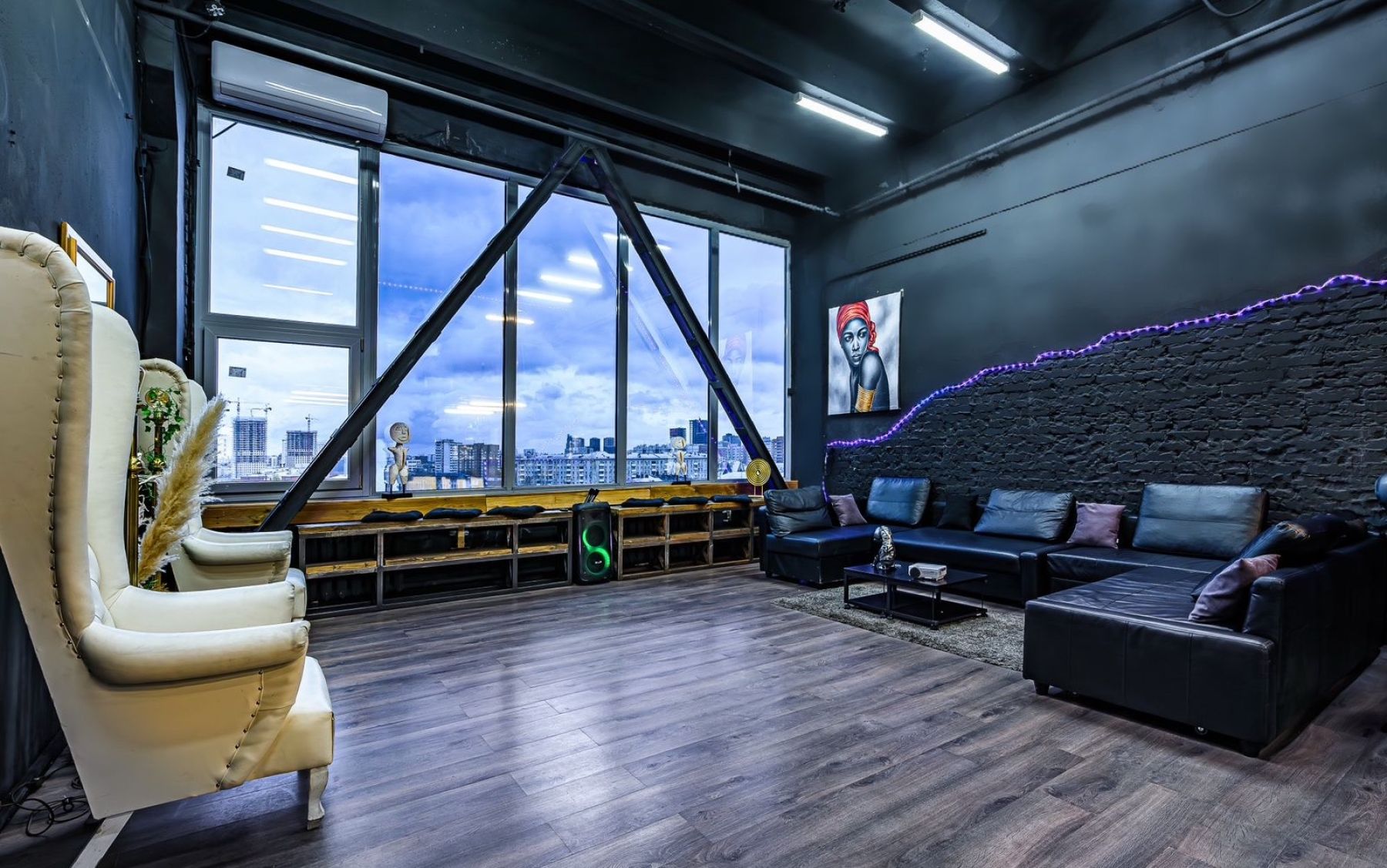 Фото Лофт «Лофт Пространство» – смотри на сайте!