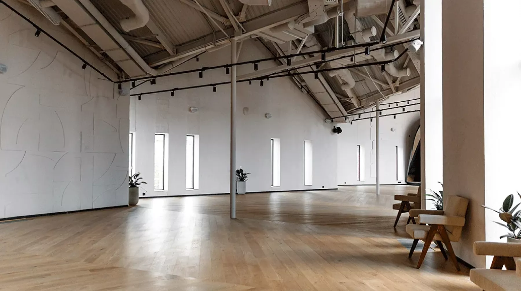 Ресторан, банкетный зал «Ресторанный зал Выставка» – фото №3