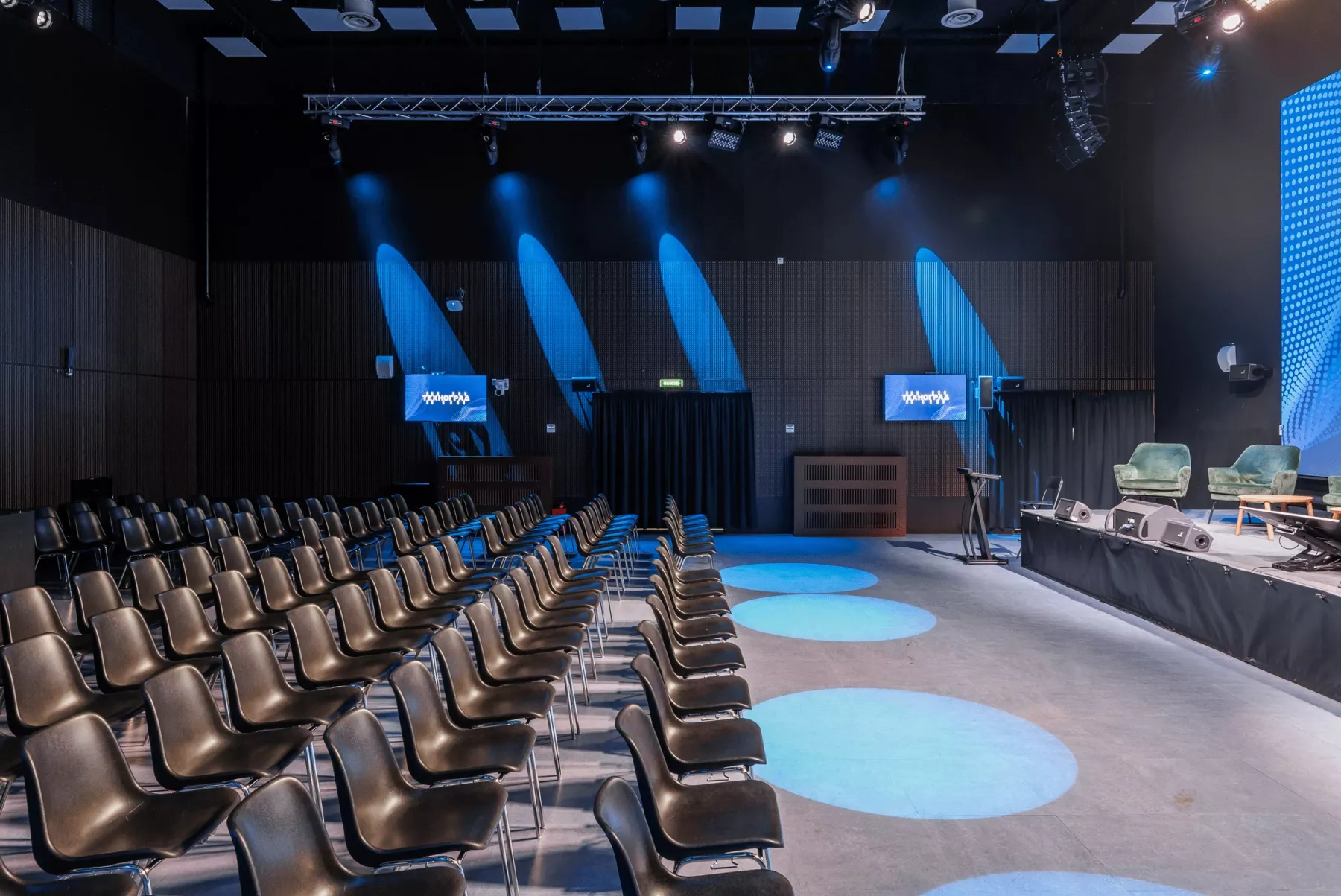 Конференц-зал «Пространство АРТ. ТЕХНОГРАД ВДНХ» – фото №2