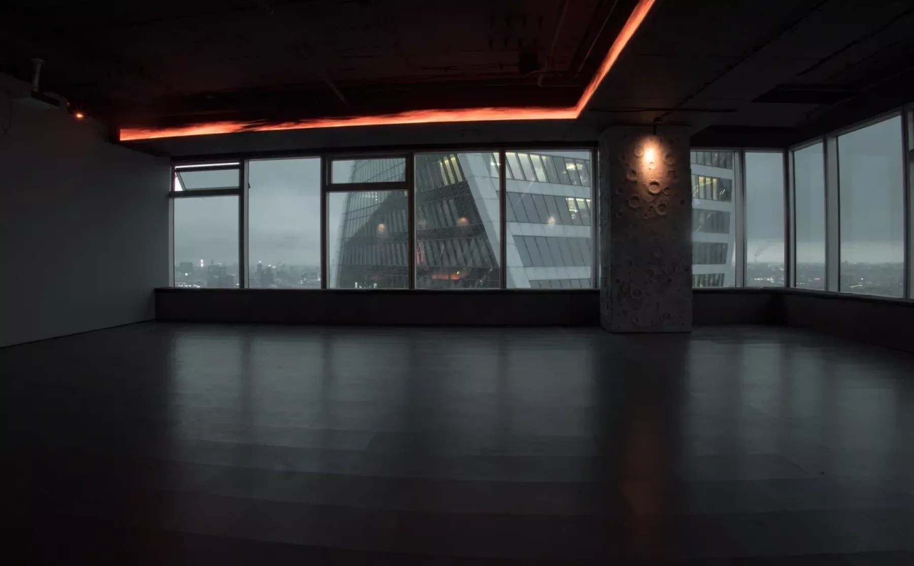 Фото Конференц-зал «Конференц-зал Atmosfera 53 для мероприятий на Деловой центре» – смотри на сайте!