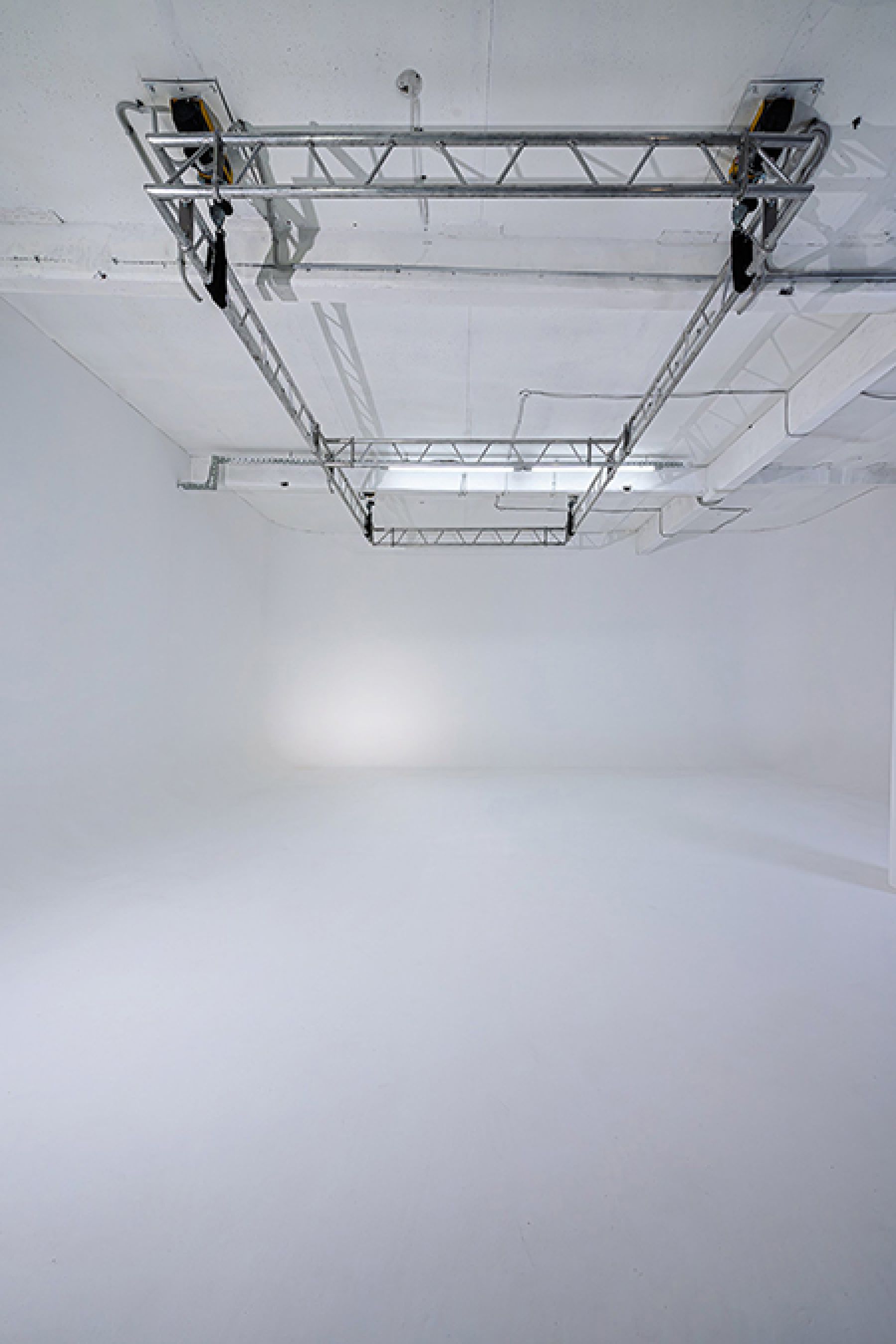 Арт-пространство «Съемочный павильон CRISP» – фото №2